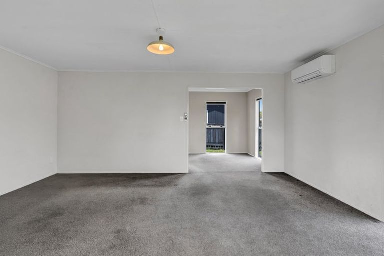 Photo of property in 1 Penrod Drive, Bell Block, New Plymouth, 4312