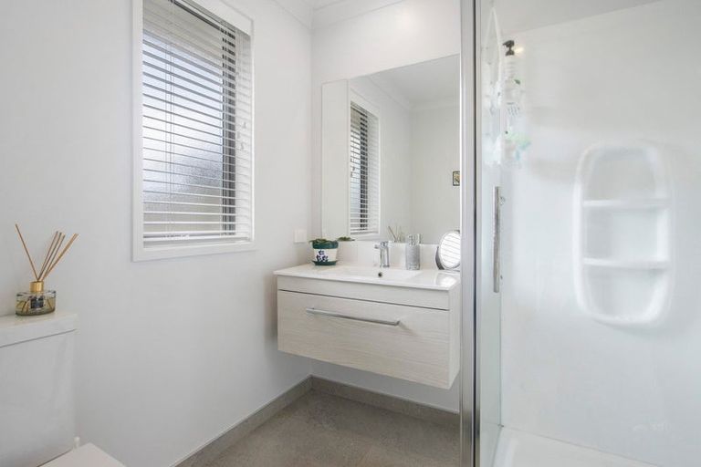 Photo of property in 1 Vantage Place, Omokoroa, 3114