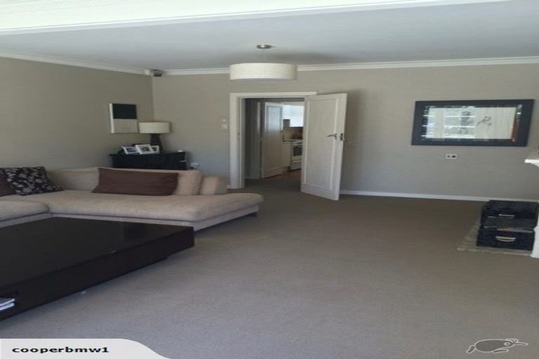 Photo of property in 38 Weka Street, Fendalton, Christchurch, 8041