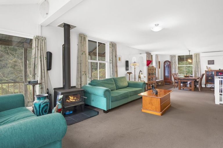 Photo of property in 10 Prebble Grove, Naenae, Lower Hutt, 5011