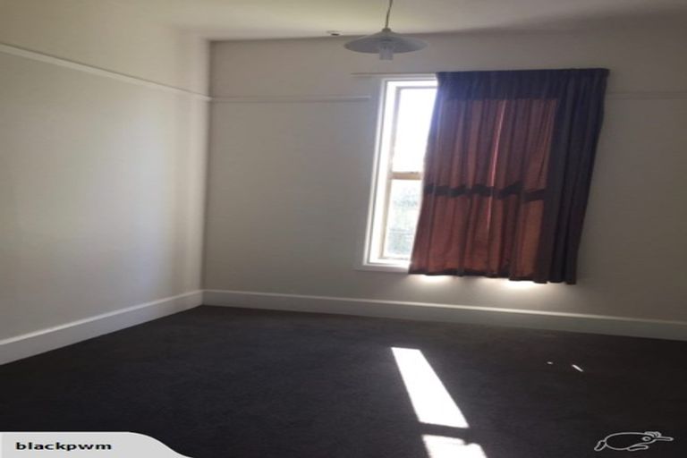 Photo of property in 1 Domain Terrace, Spreydon, Christchurch, 8024
