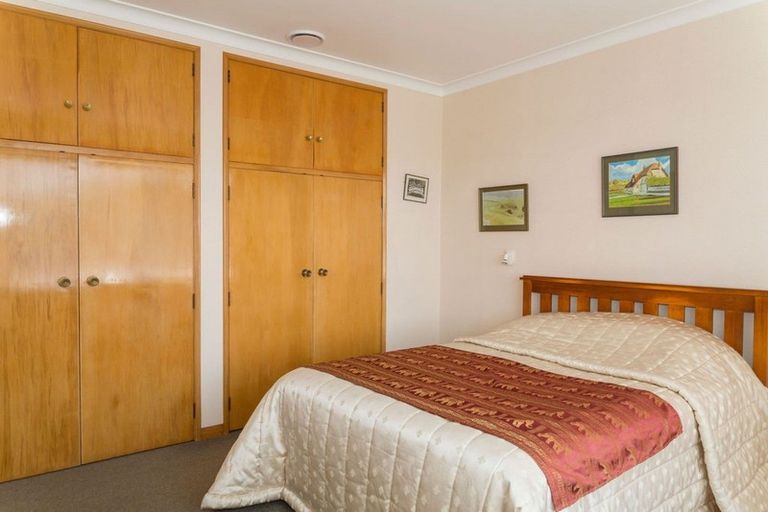 Photo of property in 6 Drummond Street, Dannevirke, 4930