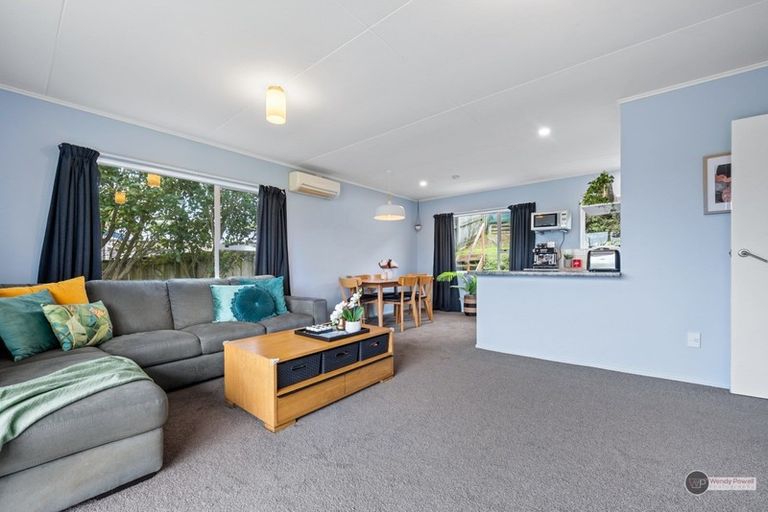 Photo of property in 3 Mossburn Grove, Kelson, Lower Hutt, 5010