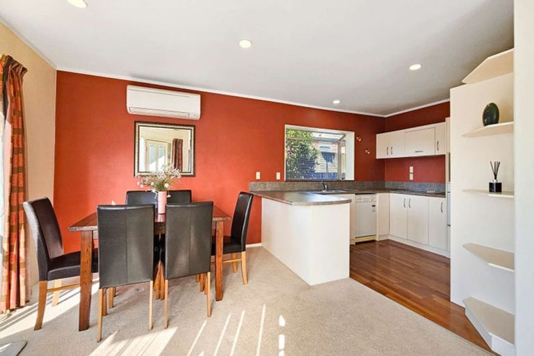 Photo of property in 74 Tawavale Street, Pukehangi, Rotorua, 3015