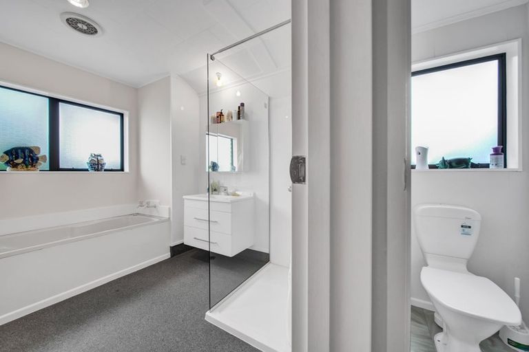 Photo of property in 6a Milmoe Street, Hawera, 4610