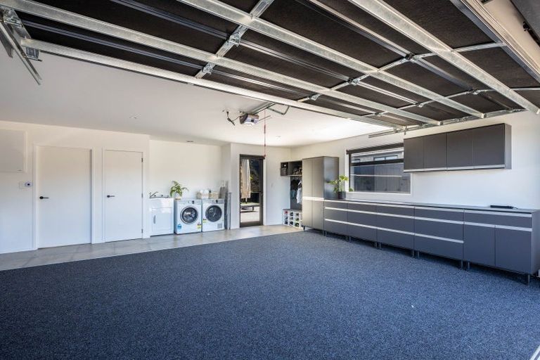 Photo of property in 10 Pa Tuna Lane, Hurdon, New Plymouth, 4310