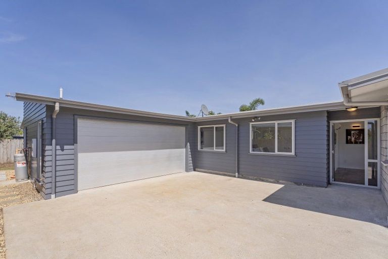Photo of property in 3 Aquila Drive, Whitianga, 3510