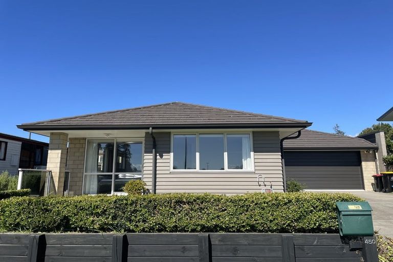 Photo of property in 450 Devonport Road, Tauranga South, Tauranga, 3112