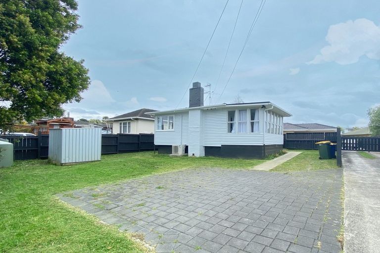 Photo of property in 150 Hepburn Road, Glendene, Auckland, 0602