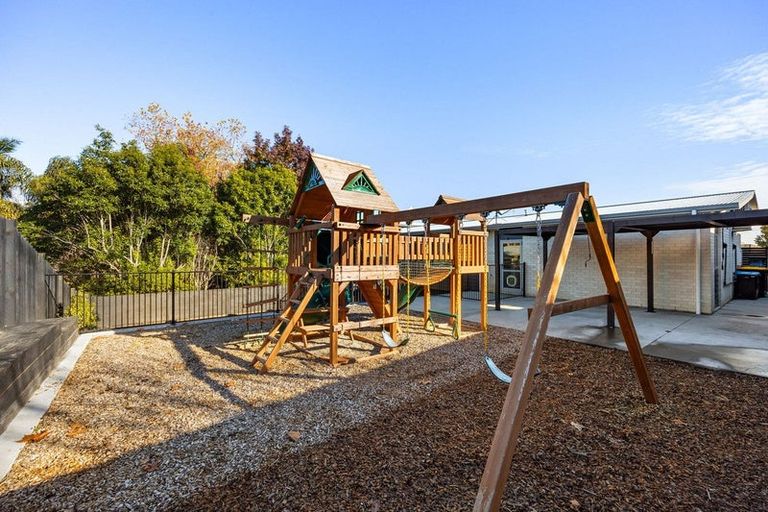 Photo of property in 17 Vogel Place, Cambridge, 3434