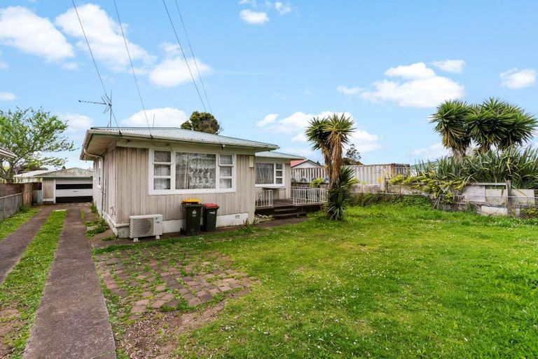 Photo of property in 1 Mckean Avenue, Manurewa, Auckland, 2102