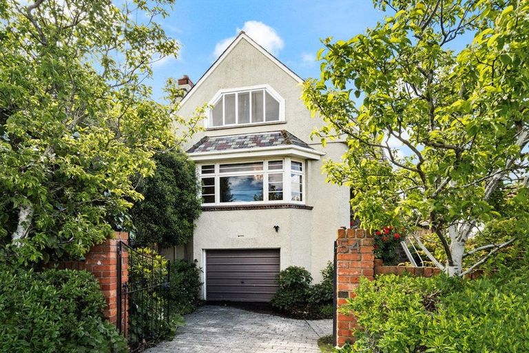 Photo of property in 54 Hawthorn Avenue, Mornington, Dunedin, 9011