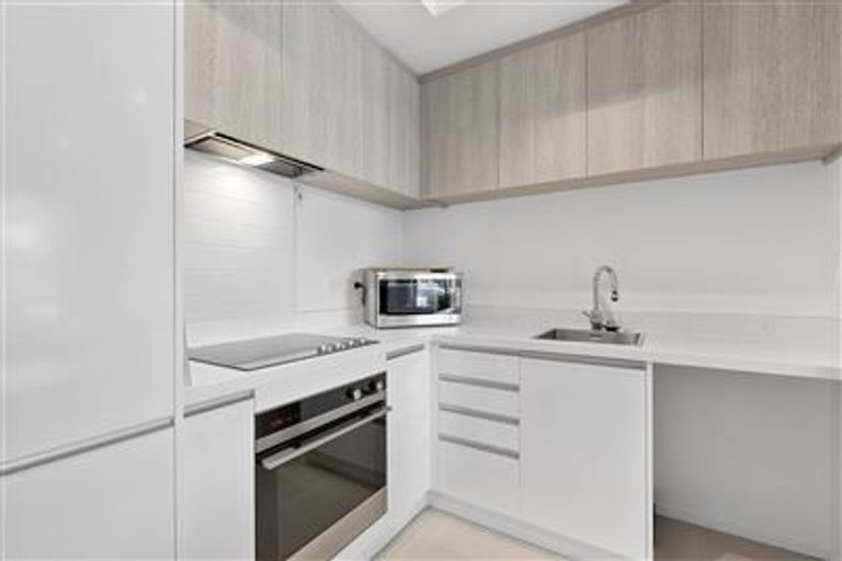 Photo of property in 90 Squadron Drive, Hobsonville, Auckland, 0616