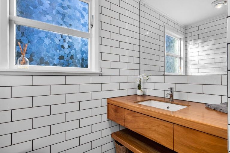 Photo of property in 96 Alfred Street, Blenheim, 7201