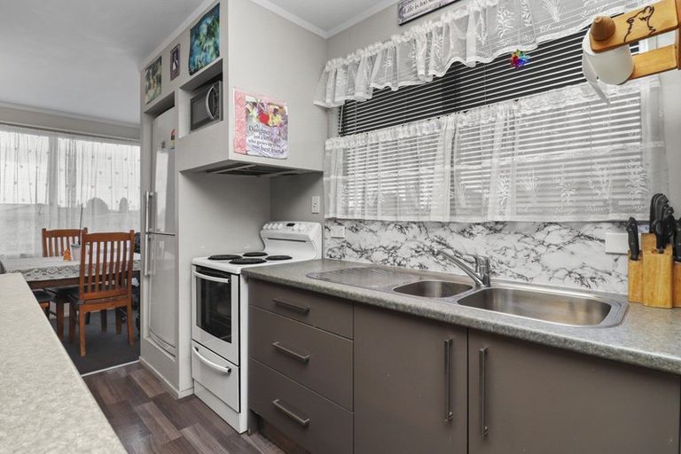 Photo of property in 6 Gummer Place, Morrinsville, 3300