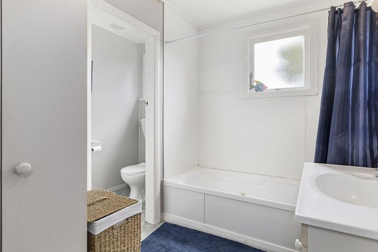 Photo of property in 105 Queens Drive, Saint Kilda, Dunedin, 9012