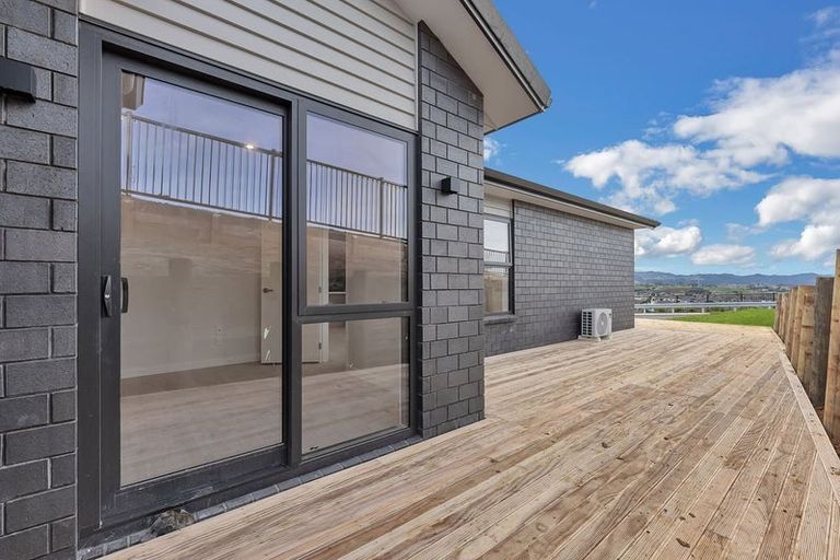 Photo of property in 15 Piedmonte Avenue, Pokeno, 2402