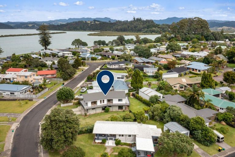 Photo of property in 81 Catherine Crescent, Whitianga, 3510