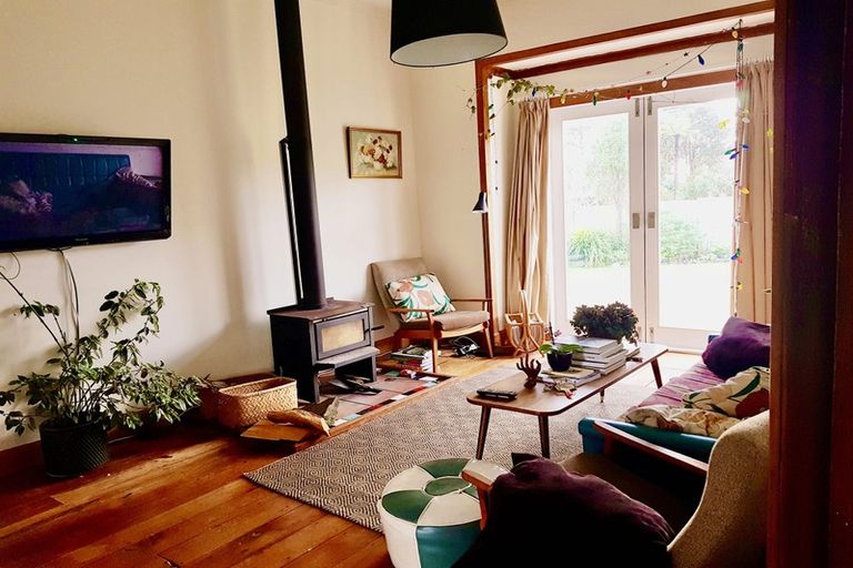 Photo of property in 19 Gossling Street, Okato, 4335