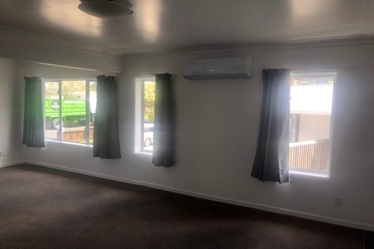 Photo of property in 342 Main Road, Huapai, Kumeu, 0810