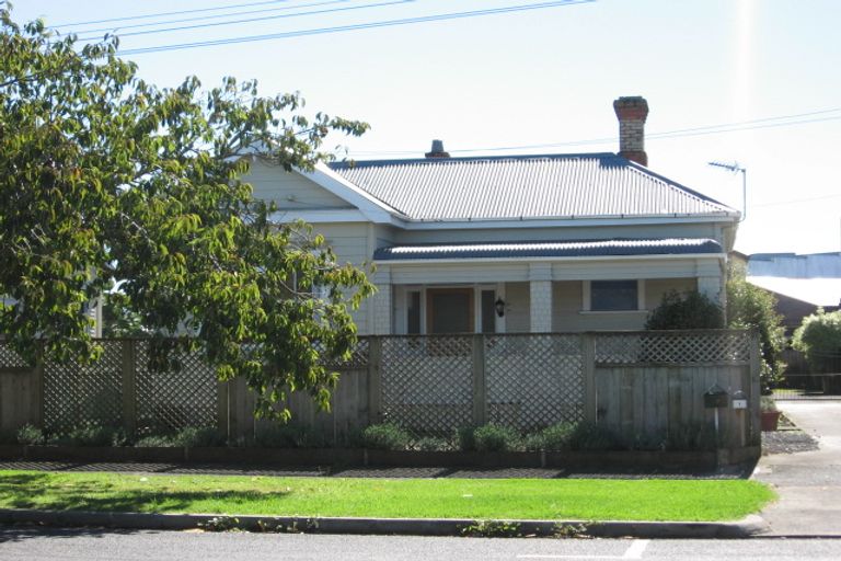 Photo of property in 2/1a Haverstock Road, Sandringham, Auckland, 1025