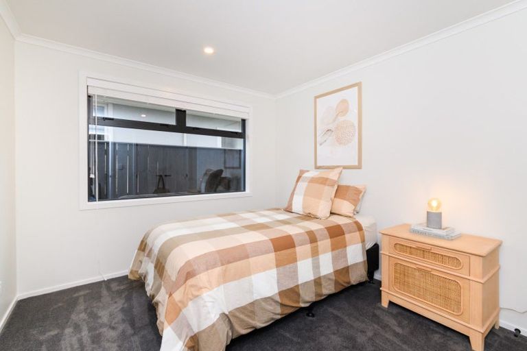 Photo of property in 24 Brightwater Terrace, Terrace End, Palmerston North, 4410
