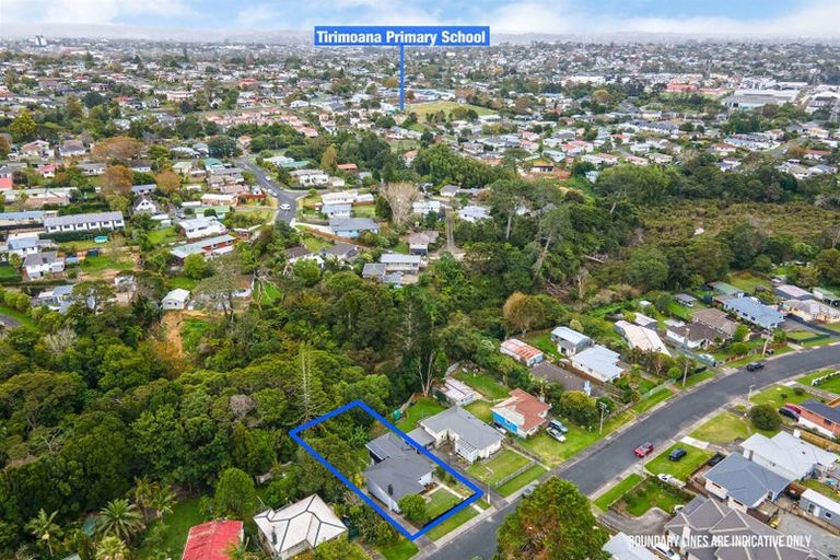 Photo of property in 30 Glen Marine Parade, Glendene, Auckland, 0602