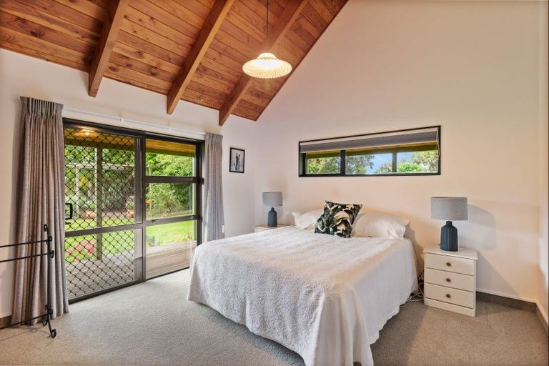 Photo of property in 275 Kimberley Road, Levin, 5571