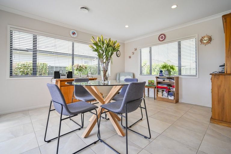 Photo of property in 3 Harrison Court, Clive, 4102