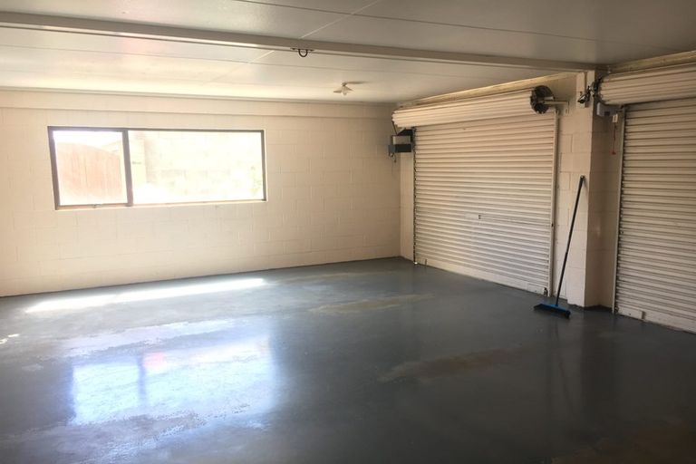 Photo of property in 21 Madill Road, St Andrews, Hamilton, 3200