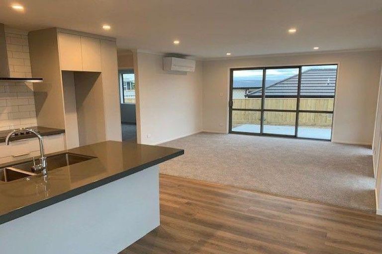 Photo of property in 7 Rua Place, Bell Block, New Plymouth, 4312