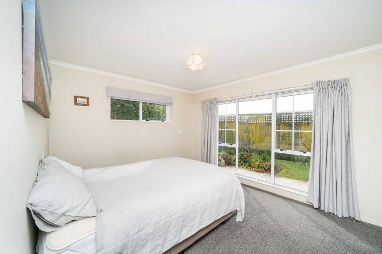 Photo of property in 221a Vogel Street, Roslyn, Palmerston North, 4414