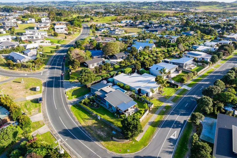Photo of property in 46 Moir Point Road, Mangawhai Heads, Mangawhai, 0505