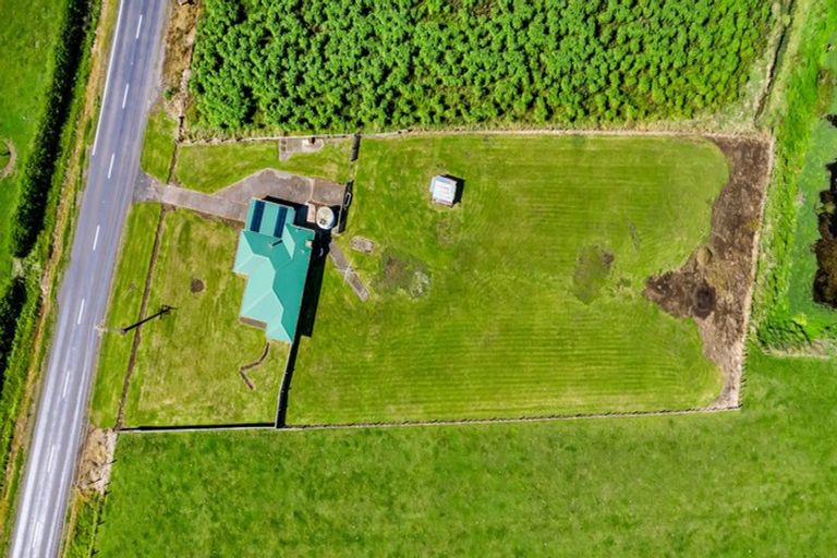 Photo of property in 253 Mawhitiwhiti Road, Normanby, Hawera, 4675