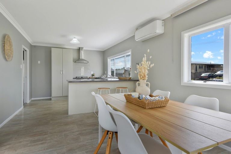 Photo of property in 2 Morgan Street, Castlecliff, Whanganui, 4501