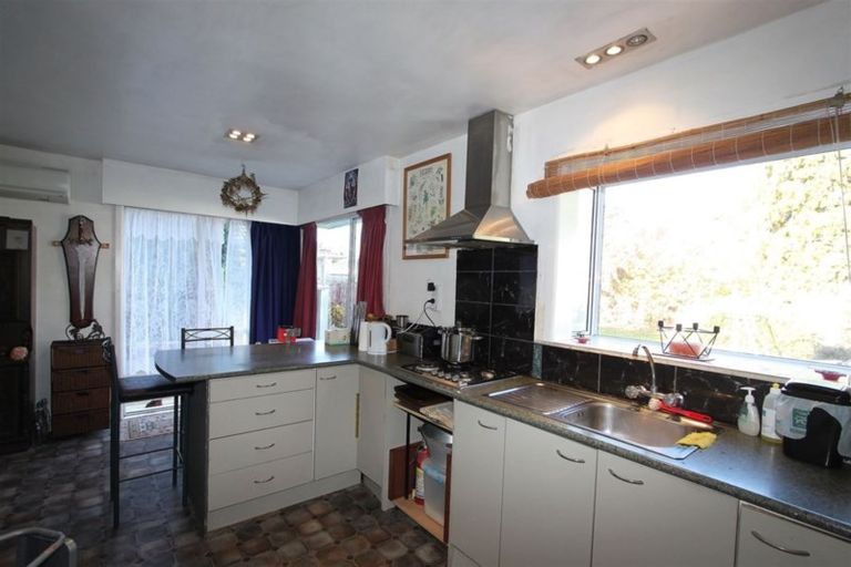 Photo of property in 22 Flower Street, Bryndwr, Christchurch, 8053