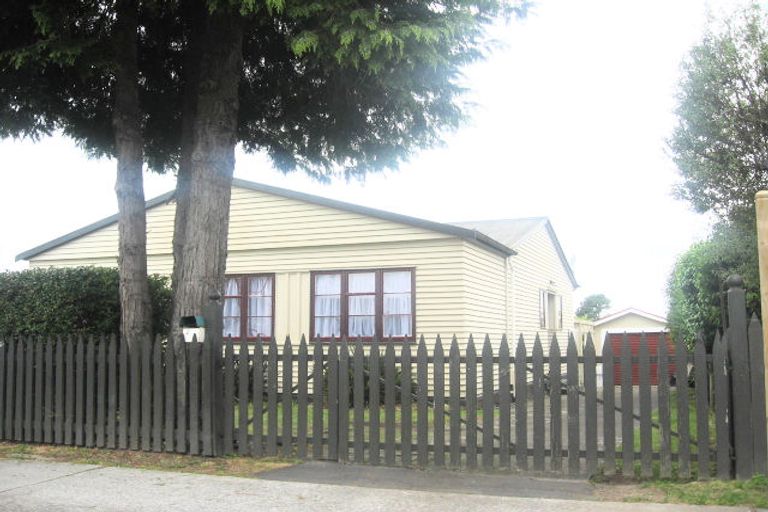 Photo of property in 20 Cameron Road, Te Puke, 3119