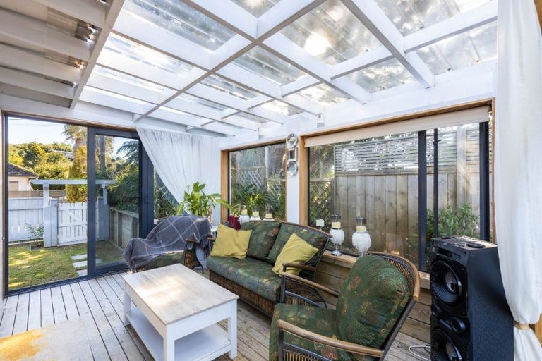 Photo of property in 475b Saint Aubyn Street, Moturoa, New Plymouth, 4310