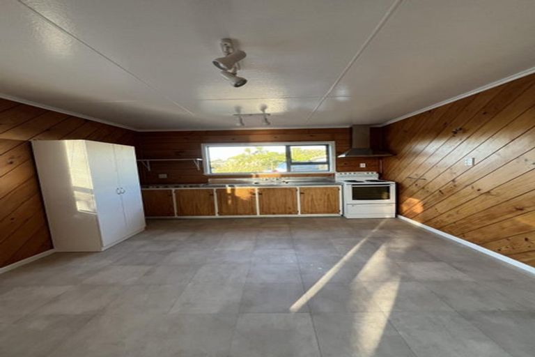 Photo of property in 30 Rua Avenue, Waitarere Beach, Levin, 5510