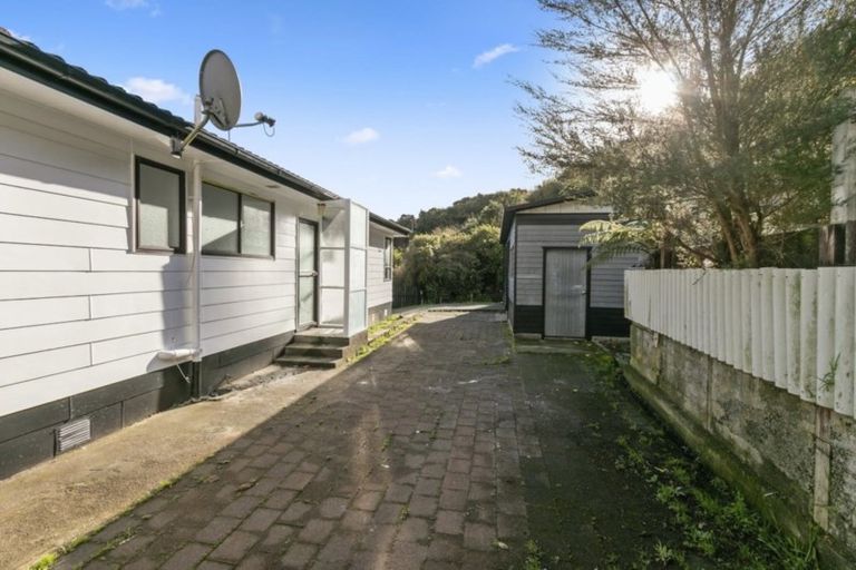 Photo of property in 55 Castlerea Street, Wainuiomata, Lower Hutt, 5014