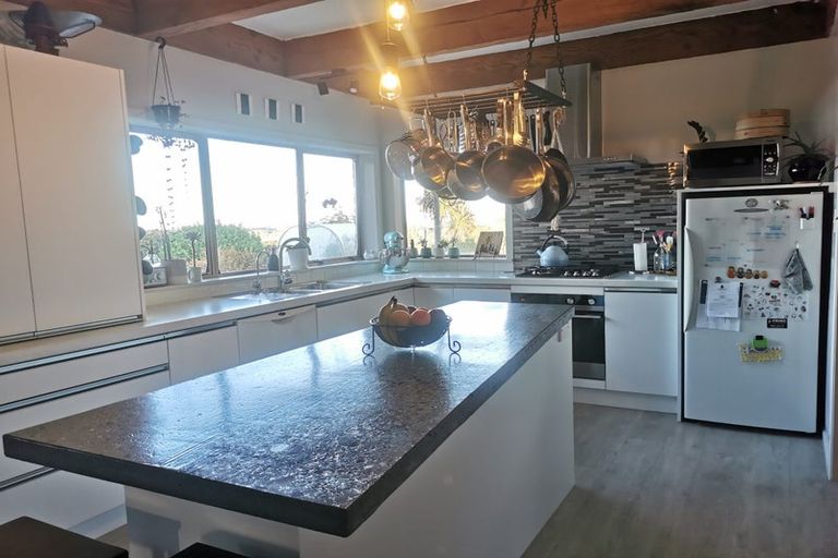 Photo of property in 223 Mataro Road, Onaero, Urenui, 4375