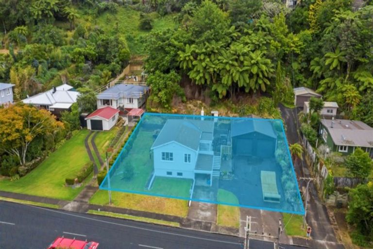 Photo of property in 120 Huatoki Street, Frankleigh Park, New Plymouth, 4310