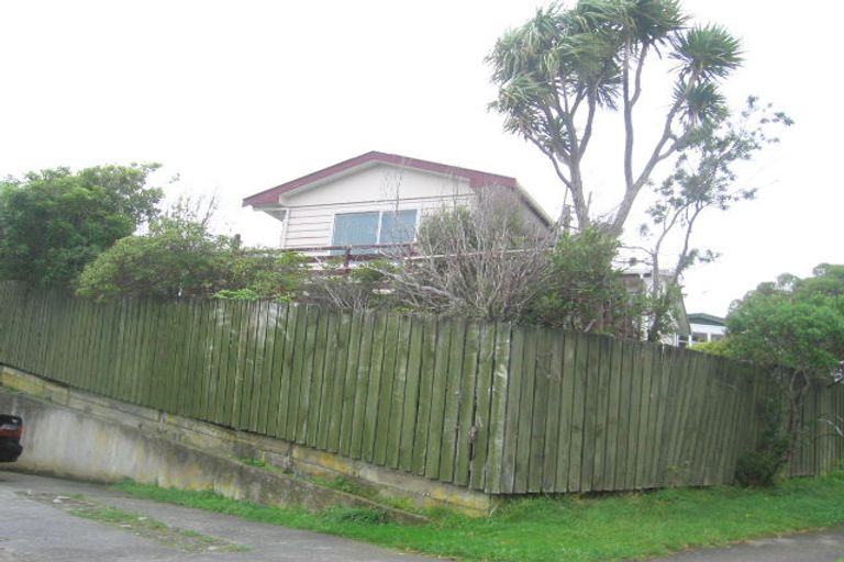 Photo of property in 90 Conclusion Street, Ascot Park, Porirua, 5024