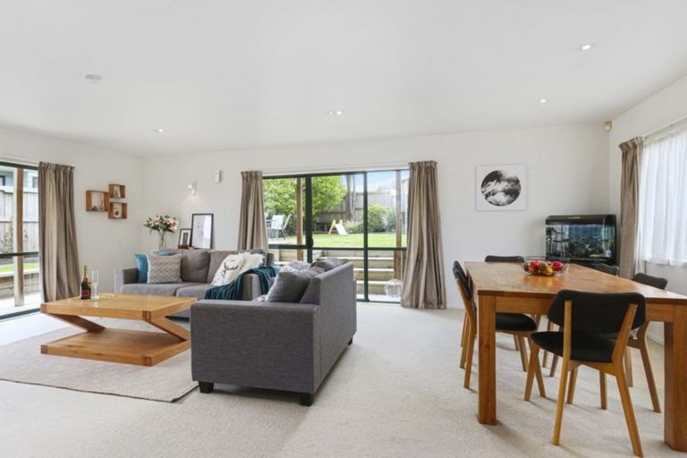 Photo of property in 6a Gills Avenue, Papakura, 2110