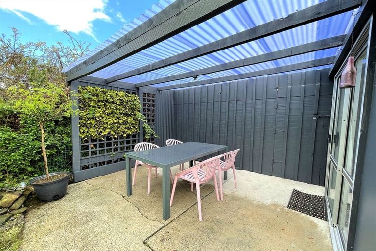 Photo of property in 11 Noble Street, Owaka, 9585