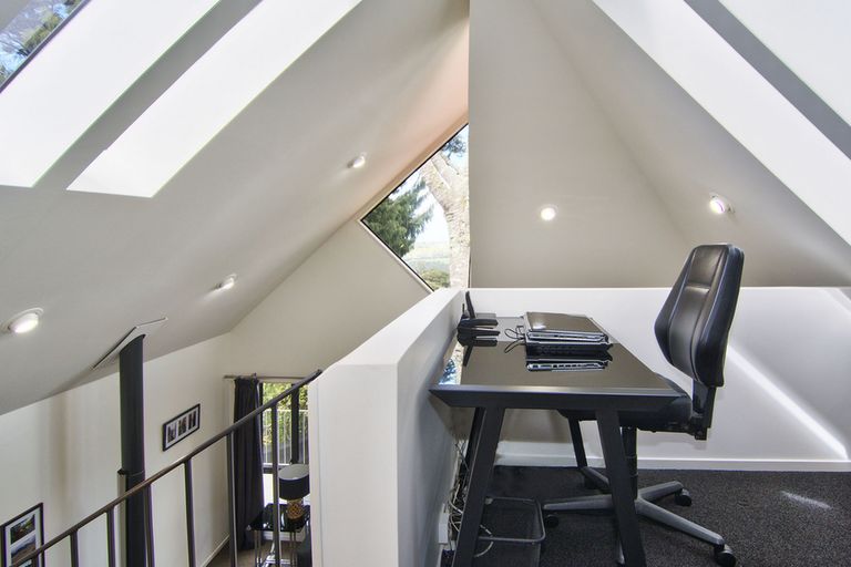 Photo of property in 272 Shaw Road, Titirangi, Auckland, 0604