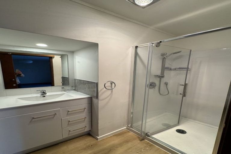 Photo of property in 166 Glamorgan Drive, Torbay, Auckland, 0630