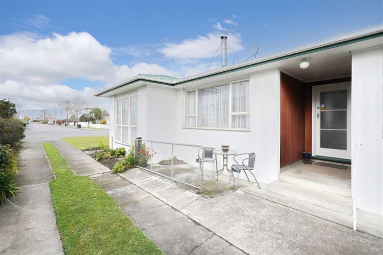 Photo of property in 12 Whitefield Street, Kaiapoi, 7630