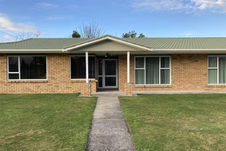 Photo of property in 2a Hamlet Street, Stratford, 4332