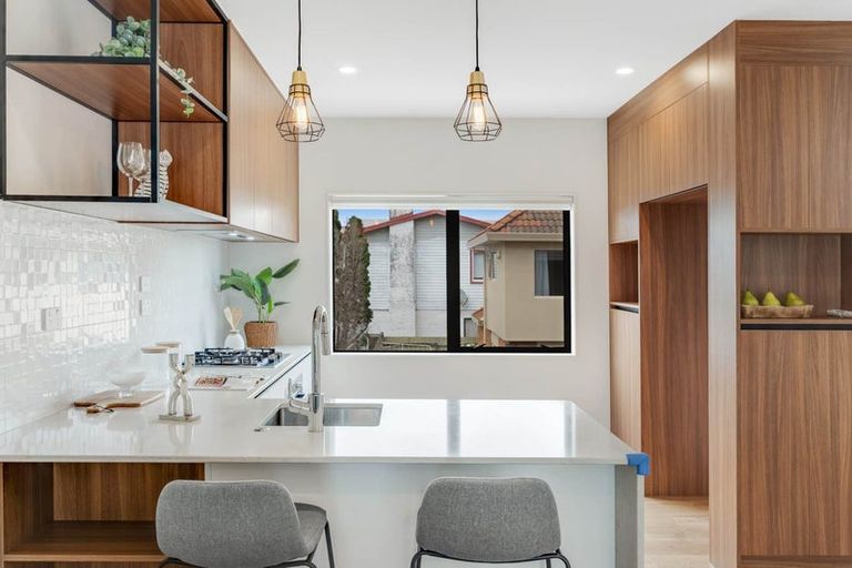 Photo of property in 844c East Coast Road, Oteha, Auckland, 0630